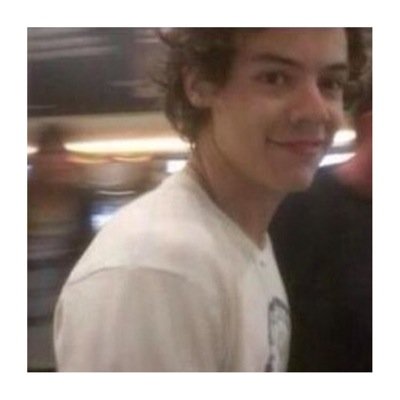 go follow @cocxineharry i follow back !!