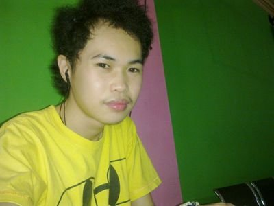 I'm possible. But I'm limited edition, and my smile are just for you! Drumer. Google+: Robertong190@gmail.com | Instagram: Vampireong96 | CP: 087841224009