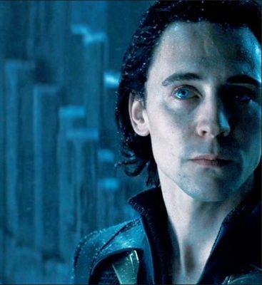 Tom Hiddleston, bands and art took over my life!♥