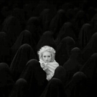 ‏‏آحٍبگ مرٍہ ..مرٍتآن ..ۆثلُآث ..فَيَ آﻷۆلُﮯ نبضہ ..ۆآلُثآنيَہ آشُتيَآق ..ۆآلُثآلُثہ آرٍيَدِگ عٍنآق