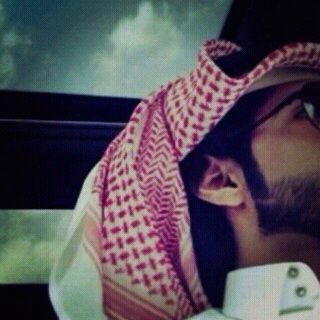 نص مجنونه ونص عاقله:(
#الهلال