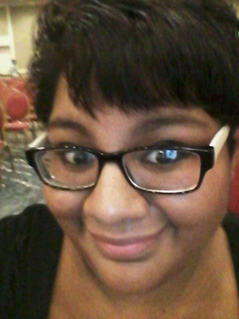 DeadlyCandy2239's profile picture. Instagram: recovering_poet