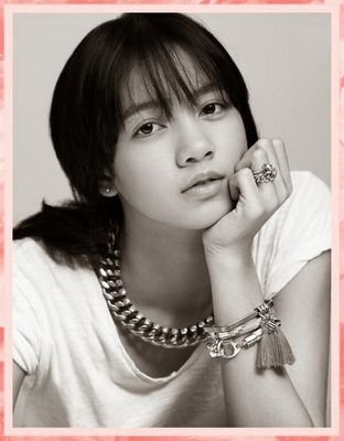 @IM_AgencyRP (Rumor) member of YG upcoming girl group. '97 Thailand gurl