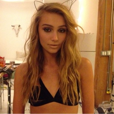 cairussofaux's profile picture. 