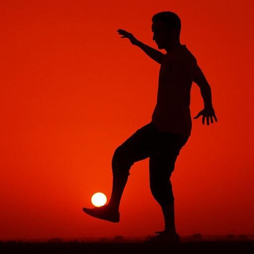 Gooner since 1982 and never looked back! Follow and unfollow back!