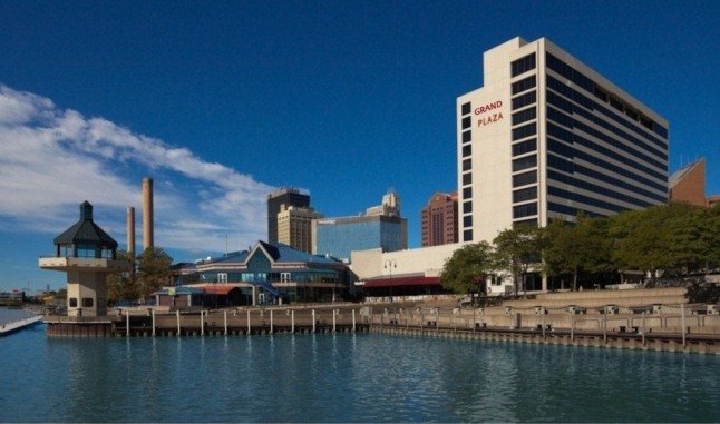 Toledo’s premier hotel, we are located on the banks of the scenic Maumee River.