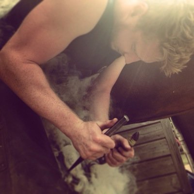 qualified Farrier and an all round nice guy. @RPLFARRIERY