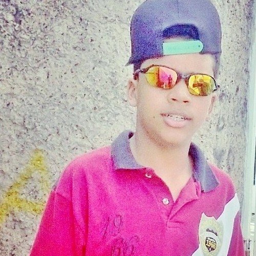 Sou filho do príncipe dos exércitos aquele que no céu estremeceu o inferno✌

Whats:34-9781-0918