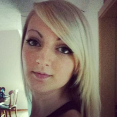 LostinParadiseF's profile picture. 