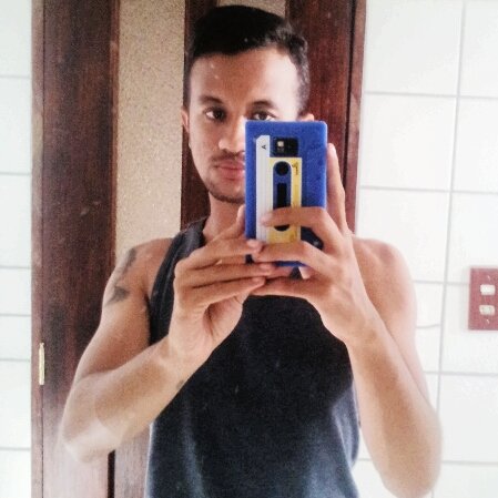 24yo. Venezolanísimo.