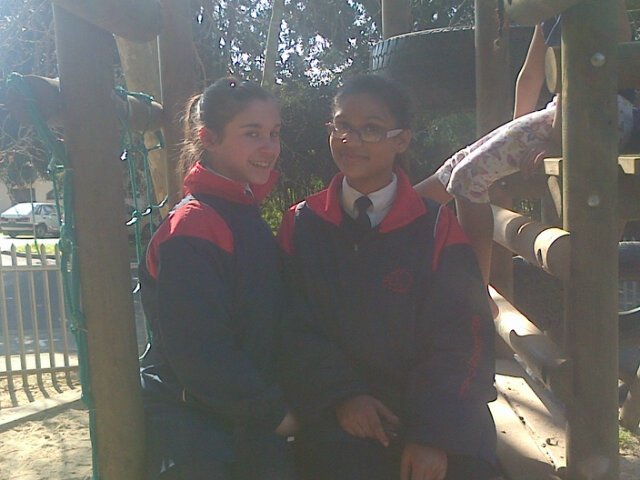 I'm a person that loves to laugh n have fun with friends .... I also love thEe on and only Alexandra Sampson ♡ ♥