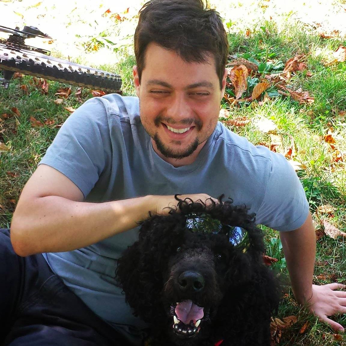 Mainer in Minnesota, biologist, RPCV Ghana (08-12), project manager, sea kayak guide. Putting a price on carbon for conservation and climate change.