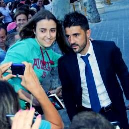 NoeHolpe's profile picture. Voluntaria del Valencia CF. Estudiante de Periodismo y CAV. Escribo en @Twicronometro. David Villa, leyenda con 59 goles.