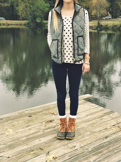 PreppyMich's profile picture. Momma tried to raise a lady, but Daddy won. He raised a lady that doesn't take shit from anyone. Family | Jesus | Monograms | Vineyard Vines