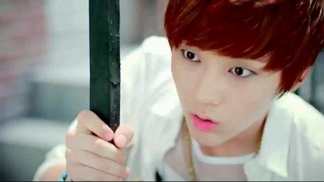 NU’EST MINHYUN bot!!   　大好きな可愛い弟↙　　　　　　　　@bts_7_1