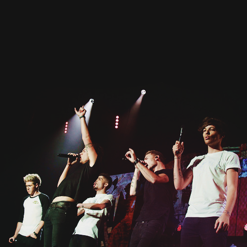 1Diirectiooon's profile picture. Ợиє Ðiяęctiõŋ///5 Seςõŋds Ợƒ §umмeя Tiℓℓ tђe eиd. ➔ ➔ ≈.10DeJulioDe2014, lo mejor.≈ (WWAT)