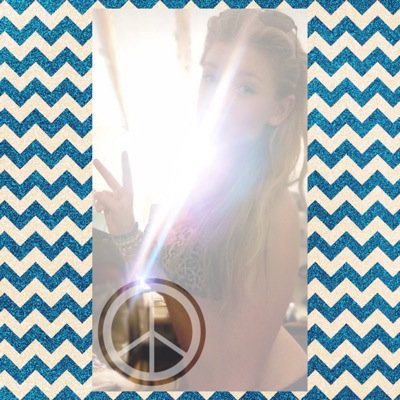 Hi im a dumb blonde from te north east in england who likes drawing, photography, and shit like adventure time