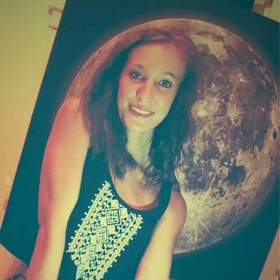 AmandaMerkel's profile picture. 