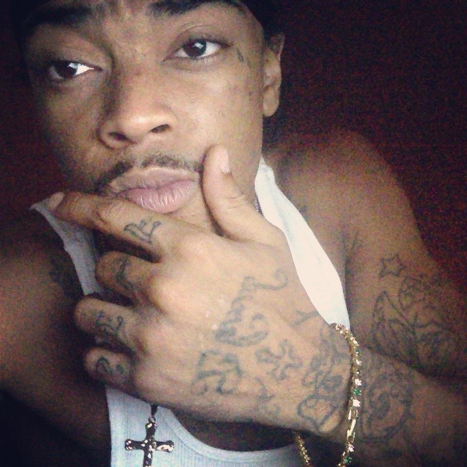 http://t.co/fiPkLaQrvc IG:@Outlawhaze5,Recording Artist/Performer  Of FLOMusik Entertainment...#RichGang