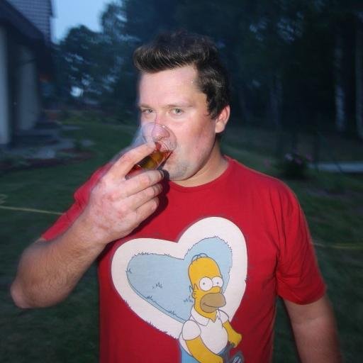 shpats's profile picture. Vairāk lasu, nekā rakstu. Nedaudz gīks. Ģimenes uzņēmumā ražojam sukādes, sīrupus, sulas, u.c. ēdamlietas. Delicious dried berries and healthy syrups!