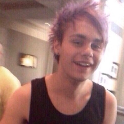 michael gordon clifford is in love with you and well also me