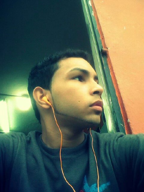 Mimodrums15's profile picture. Primero di Me quiero antes de decir Te quiero