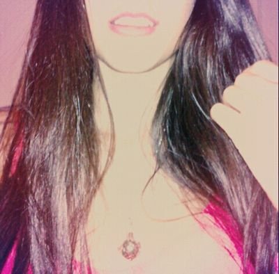Futura enfermera. Con muchos sueños por cumplir. Terriblemente feliz.