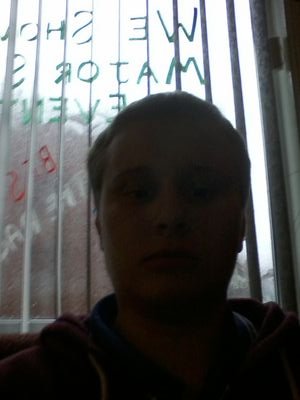 i am 19 years old im a emmerdale fan,eastenders fan,chelsea fan and im a one direction fan and union j