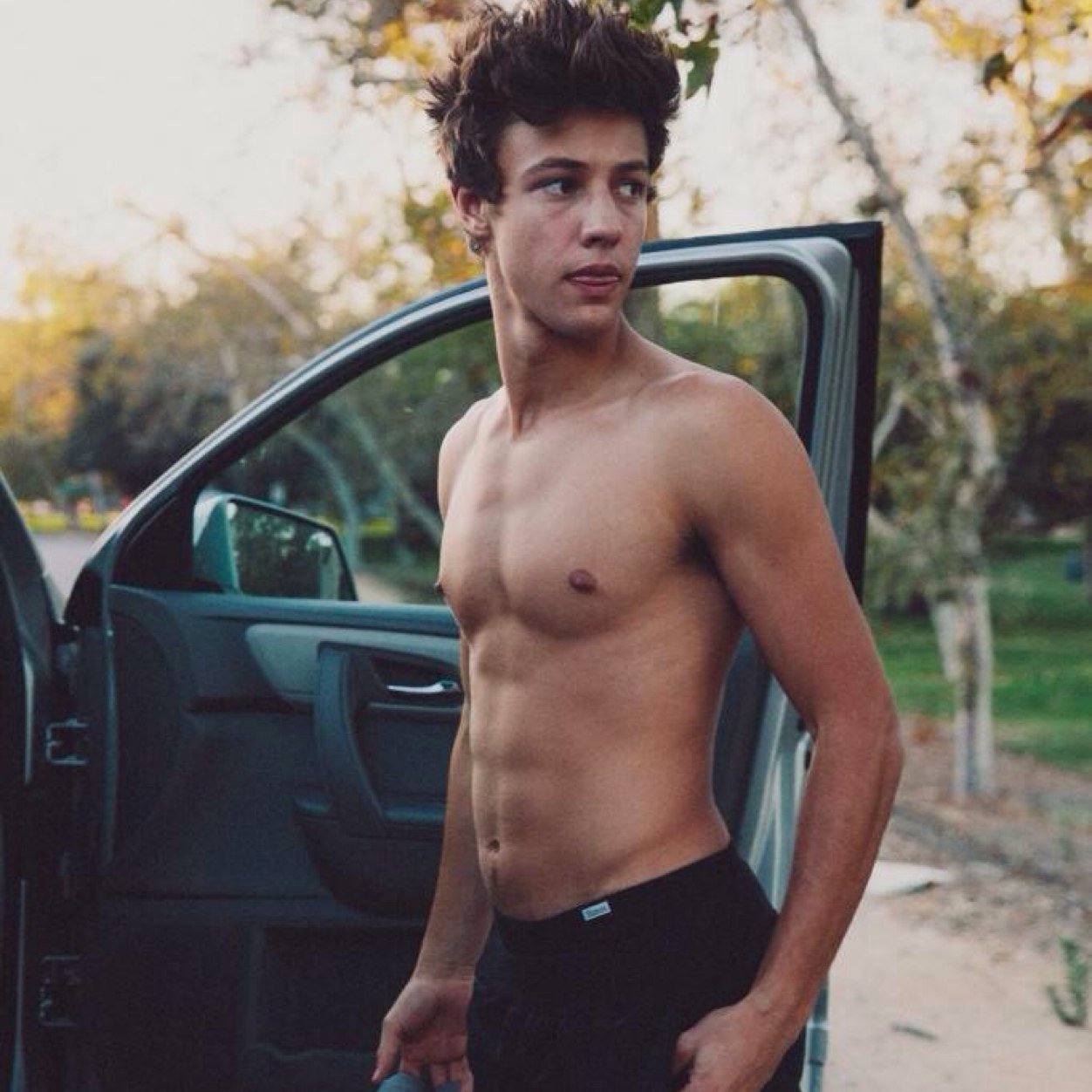 do u gotta bae or nah? i gotta bae, and it is @camerondallas