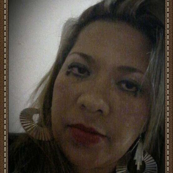 elianetavaresda's profile picture. 