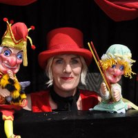 Professor  Queen-Bee (@profqueenbee) Twitter profile photo