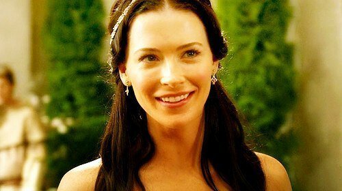 Bridget please follow me*-*