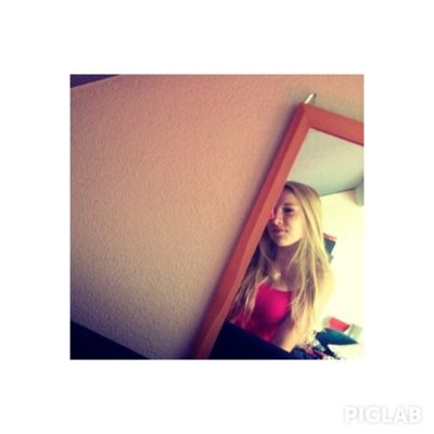 ♡ ~ insta ; xreneevlemmix                     snapchat ; reneekee