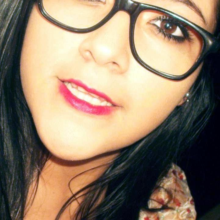 Sabes mi nombre, no mi historia.. has oído lo que he hecho, no lo que he pasado. sabes quien fui, pero no sabes quien soy.