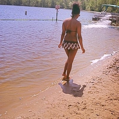 18 Years Young! Follow Me On Instagram @_PerfectlyShy #TeamFollowBack