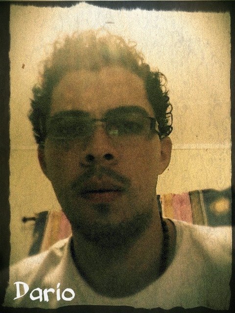 Comunicador de Noticias Repretel,  NC Once, pzhoycom. Estudiante de Derecho.