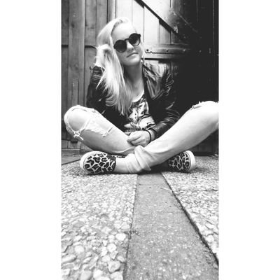 | Insta : @RosanneLesscher |Snap: xkusjerosanne |