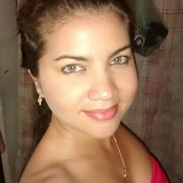 Samaria de Corazón, no se deja derrotar por nada ni nadie, trabajadora, profesional dentro de muy poco y muchas mas cosas, incluyendo mis defectos...