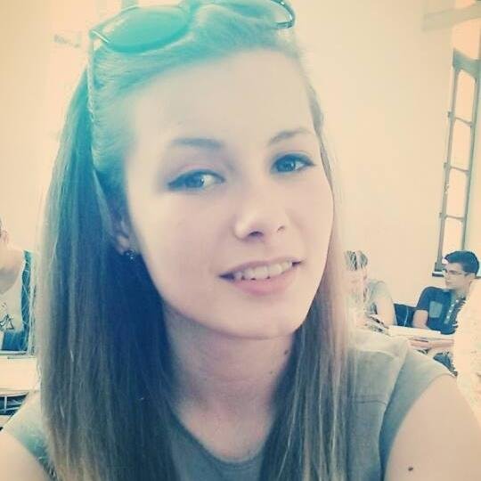Hiiii! I'm Oana and I'm a directioner from http://t.co/ubZ1Zoklln.