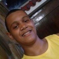 Dizem que quem sonhα αlto, o tombo é grαnde...Só esquecerαm de perguntαr se eu tenho medo de cαir...