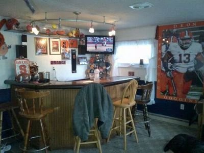 Cuse Central is my home (ManCave) bar dedicated to Cuse Sports. Live and die by Orange! #CuseNation #CuseTwitterArmy