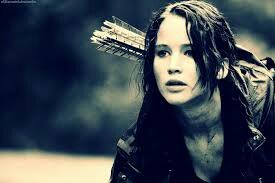 Stuck in a damn traincart but we'll escape and I'll find Beth. Don't fuck with me or ya will get an arrow in yer ass. [GenderBent Daryl.]