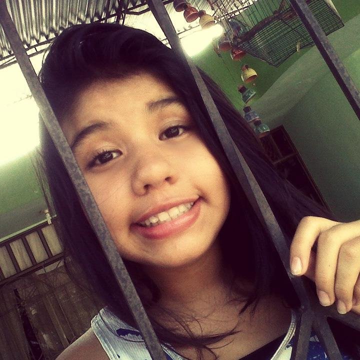 Musika*-* Habbo*-* Comida*-* One Direction*-* 5sos*-* JB*-* Imvu*-* Joder a Todos*-* Sudnormalidad*-*