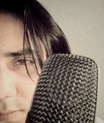 Locutor, conductor de radio y tv! Voice over y amante de la fotografia el diseño grafico y la tecnologia!