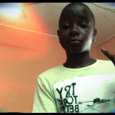 beau,cool,strict,gentille,pas timide,adorable reste:OKLM, keep calm and follow me
