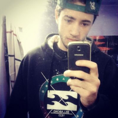 Deja de pensar en la vida y resuelvete a vivirla.
