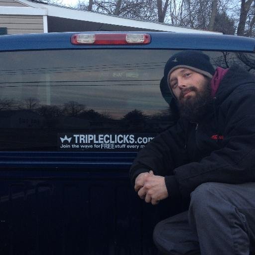 Loboy32's profile picture. 