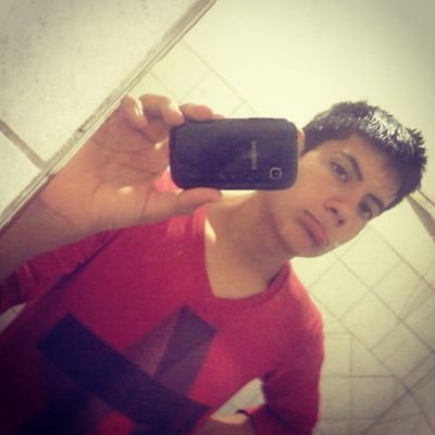 Javi_cheto07's profile picture. Se que en tus brazos, mi vida tiene sentido..