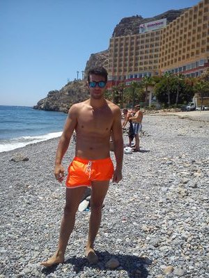 DvdTheDiamond's profile picture. Y cuando por fin te cres que tienes todas las respuestas... van y cambian las preguntas..:P (La Cañada) Almeria