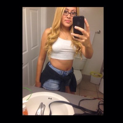 Mother to a Beautiful Babygirl | IG : nicoleeerod_x3